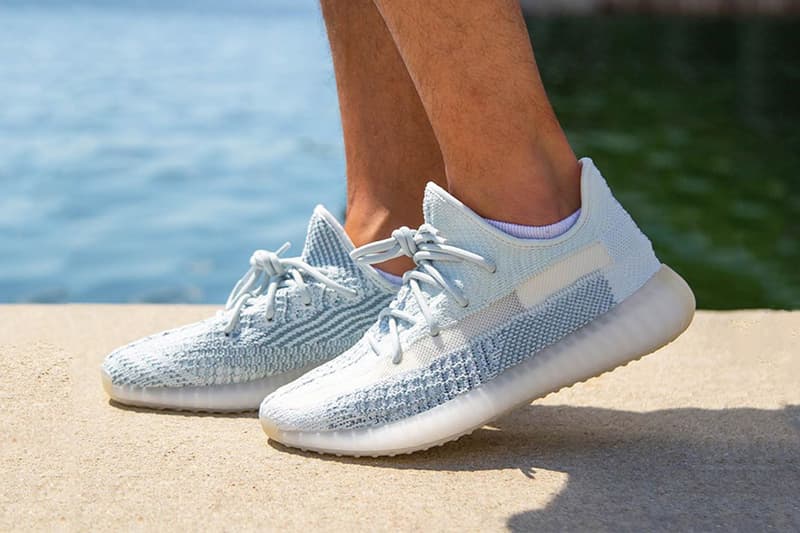 率先預覽 YEEZY BOOST 350 V2「Cloud White」上腳圖輯