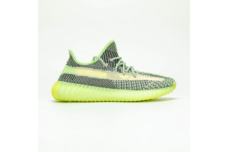 近賞 YEEZY BOOST 350 V2 最新配色「Yeezreel」反光版本