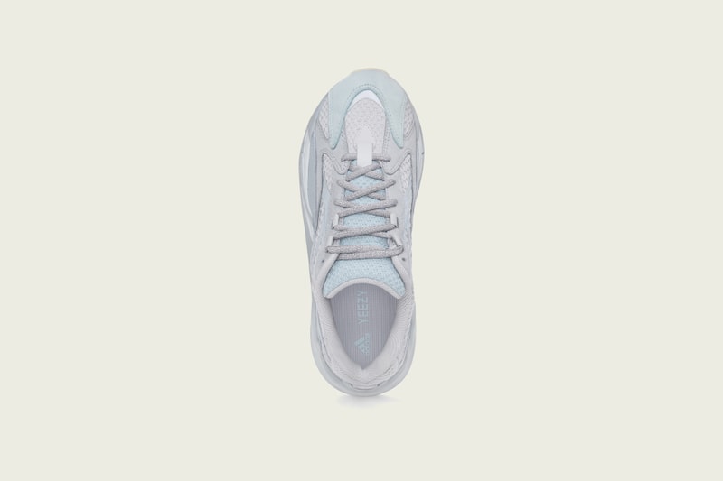 YEEZY BOOST 700 V2 最新配色「Inertia」香港區發售情報