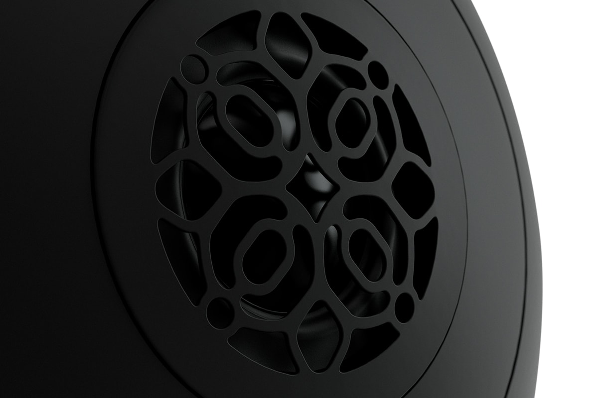 Devialet 小型擴音器 Phantom REACTOR 推出全新黑魂配色