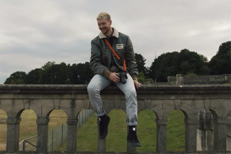 新生代音樂攝影師 Will Beach 著用 Diesel JoggJeans 記錄演唱會精彩瞬間