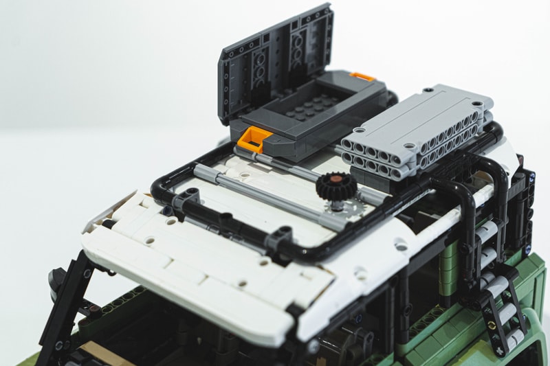 精細之機械構造－近賞 LEGO 新世代 Land Rover Defender 積木模型！