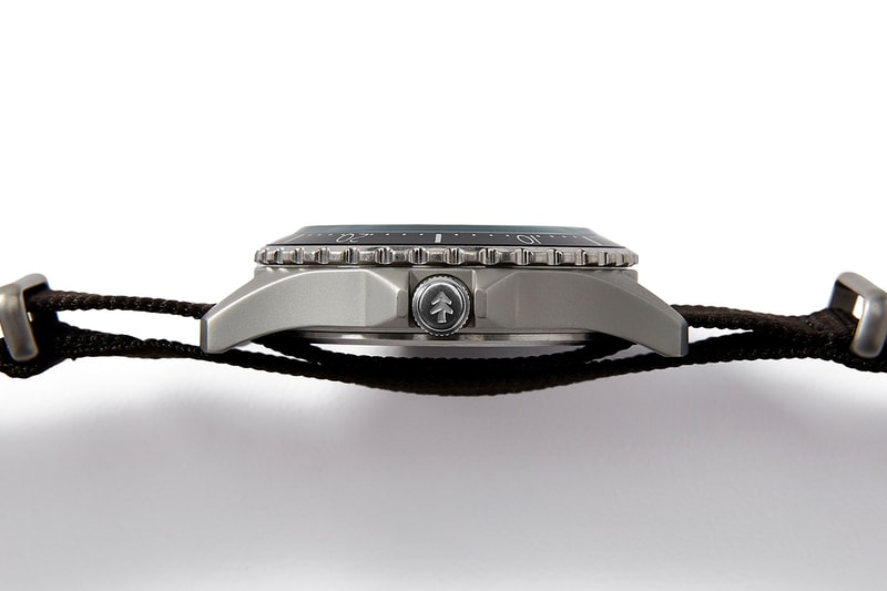 Huckberry X Timex 攜手打造極簡主義潛水錶款