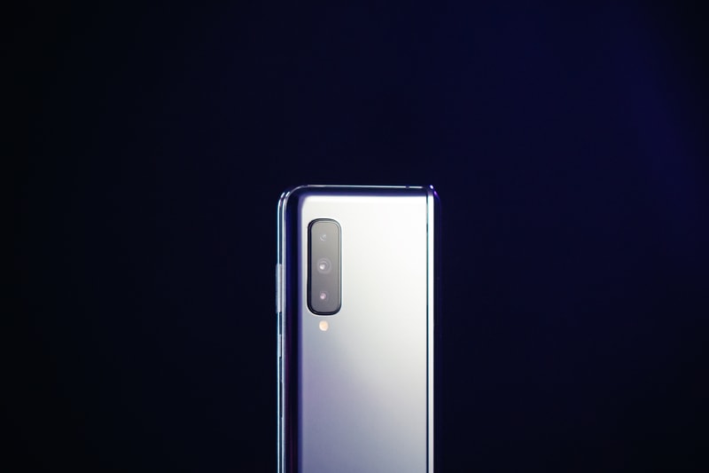 突破性設計！HYPEBEAST 實測 Samsung Galaxy Fold