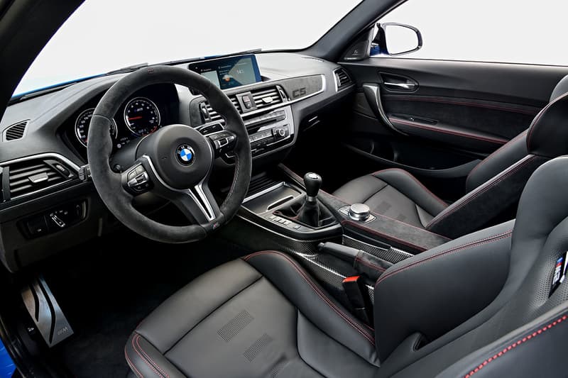 BMW 搭載 450 匹馬力全新 M2 CS 車款發佈