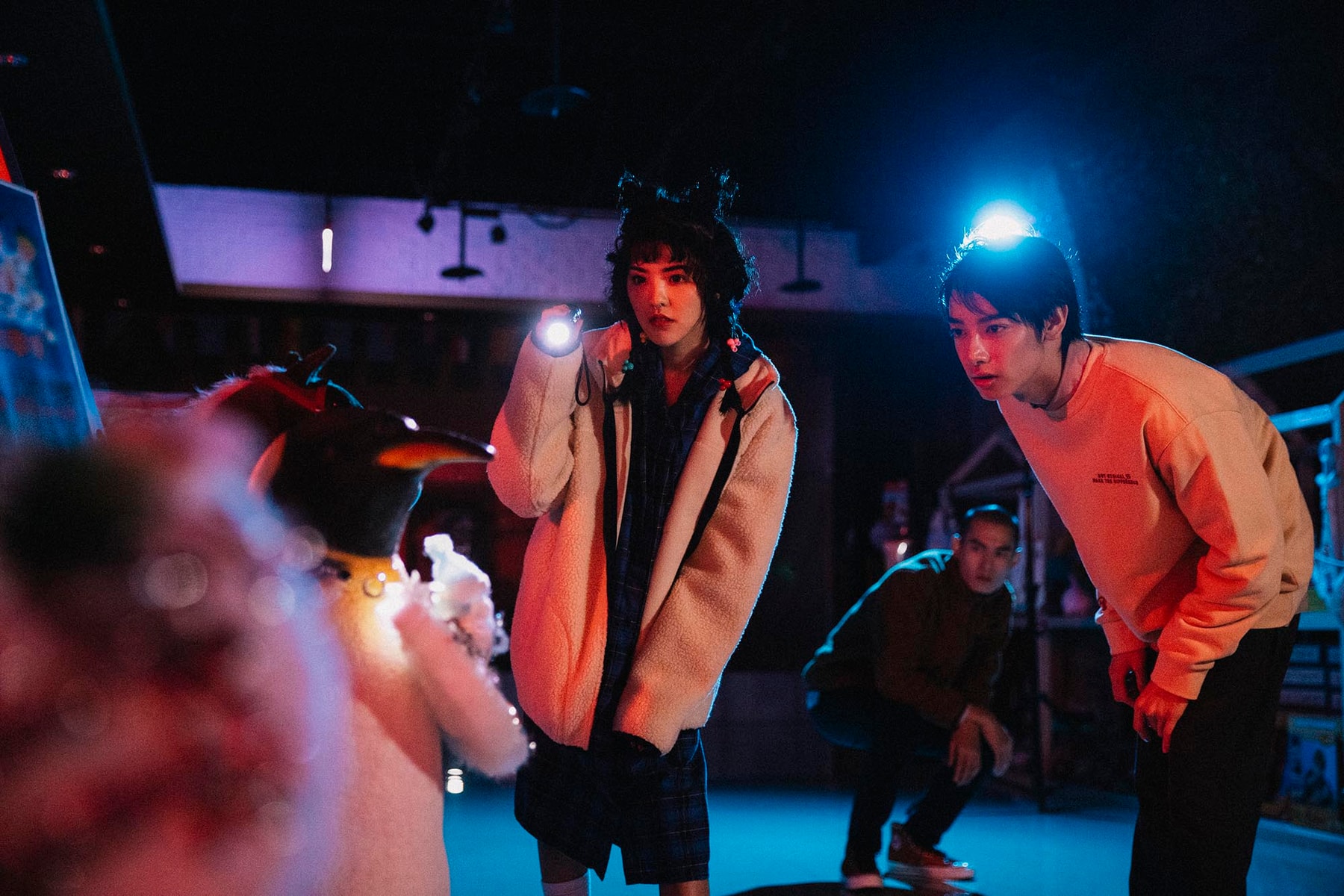 黑暗中探索,找出屬於 Cool Kids 的天堂 H_