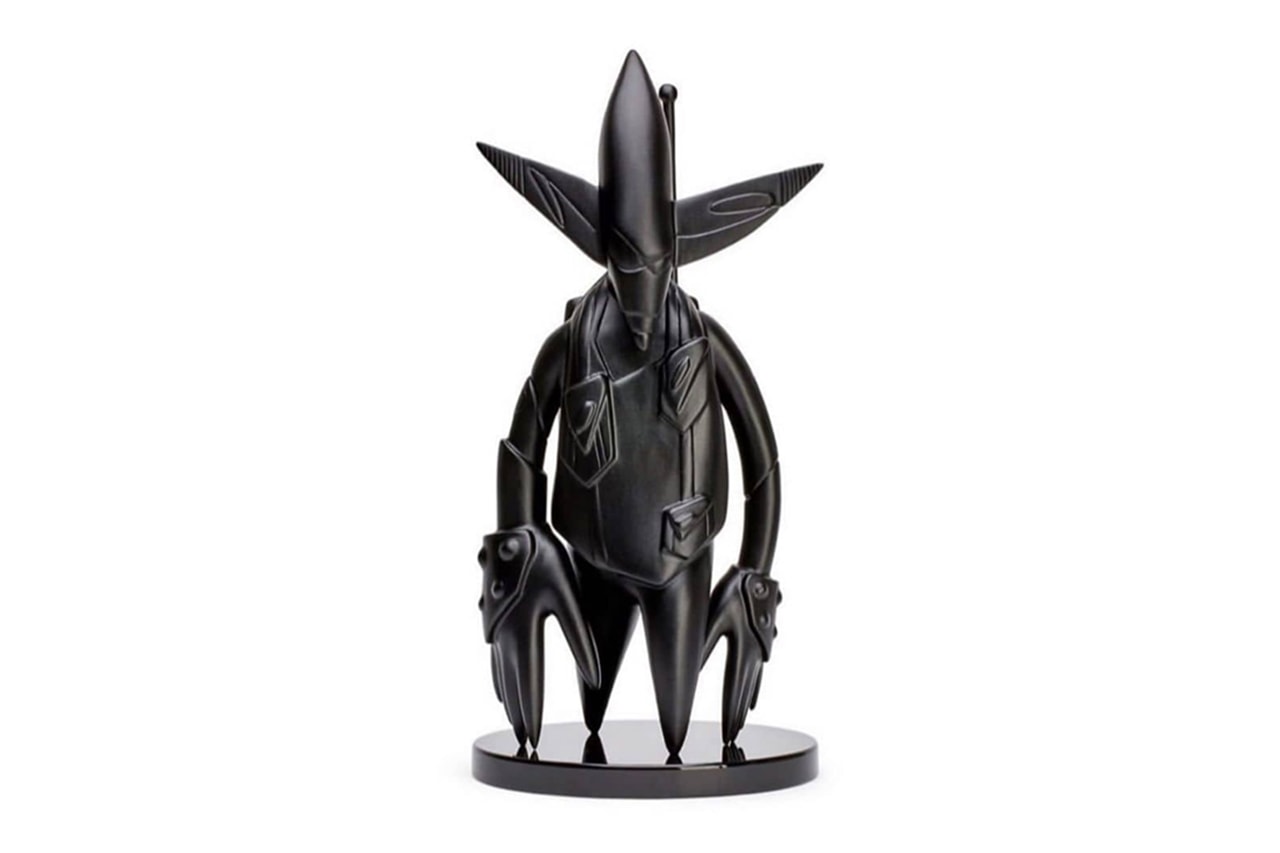 Futura 於 Dover Street Market 正式推出「黑魂」版本 FL-001 雕塑