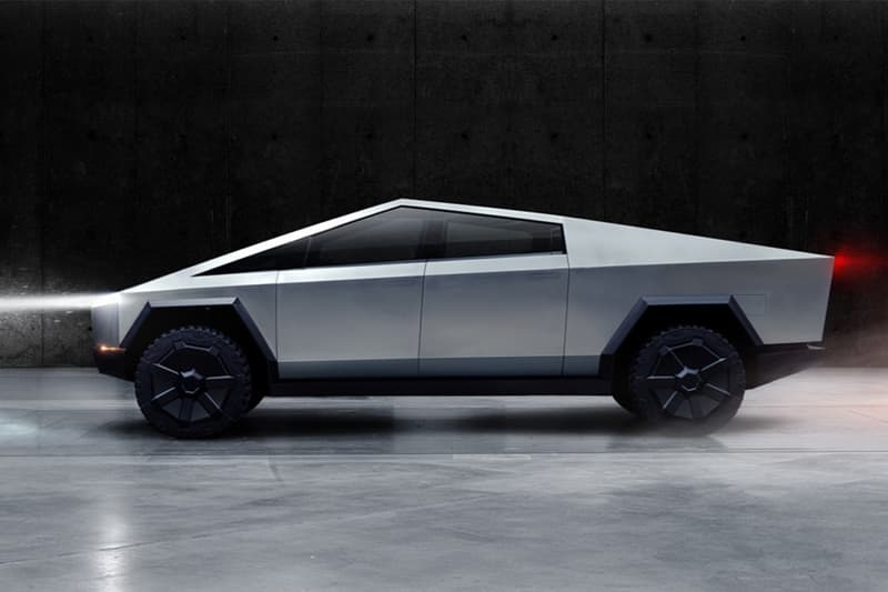 力之對決-Elon Musk 展示 Cybertruck 挑戰 Ford F-150 Truck 影片