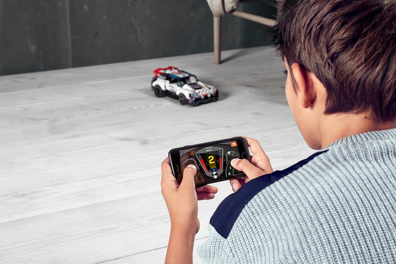 LEGO Technic 聯手 Top Gear 推出 GT 拉力遙控賽車積木模型