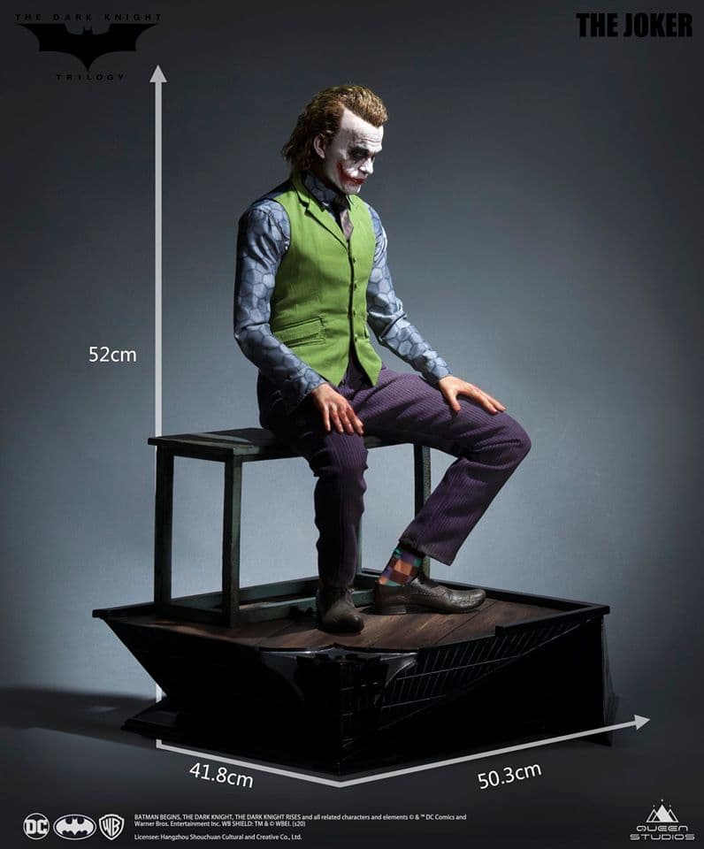 Queen Studios 打造《The Dark Knight》版本「小丑 Joker」1:3 比例珍藏人偶