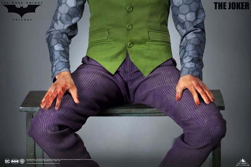 Queen Studios 打造《The Dark Knight》版本「小丑 Joker」1:3 比例珍藏人偶