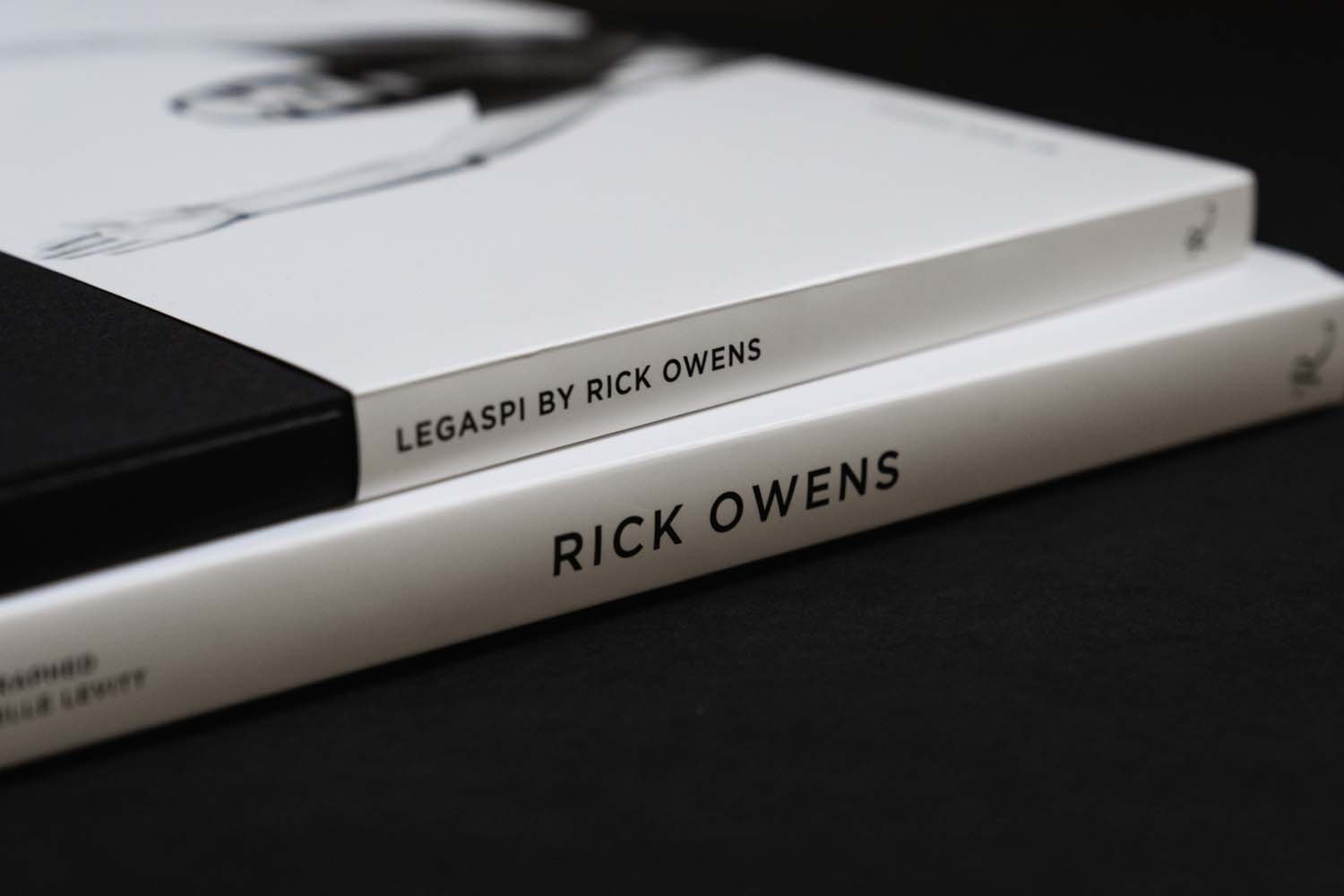 Rick Owens 親編書籍《LEGASPI BY RICK OWENS》正式發行