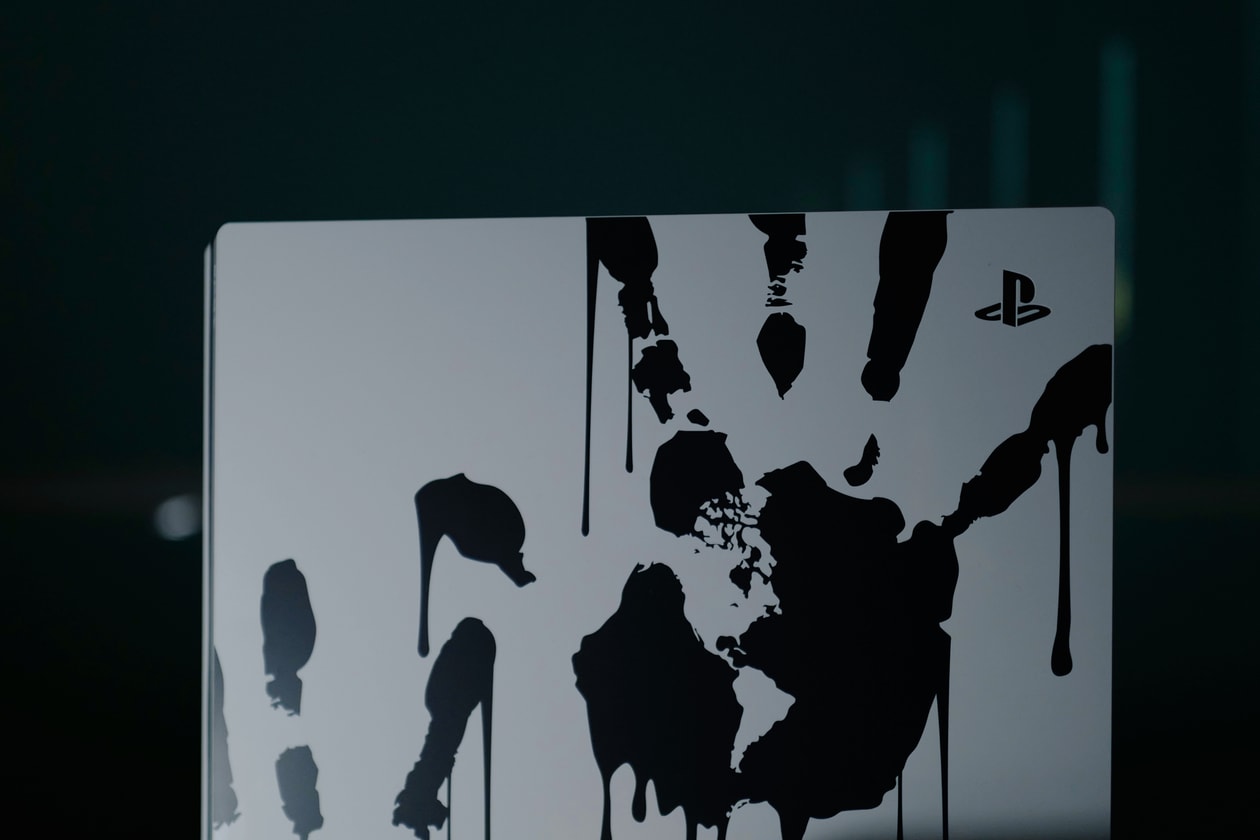 HYPEBEAST 開箱近賞 PlayStation®4 Pro《DEATH STRANDING》限定版套裝