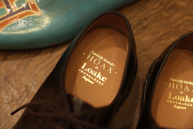 HOAX 攜手 Loake 推出年尾壓軸別注皮鞋型號