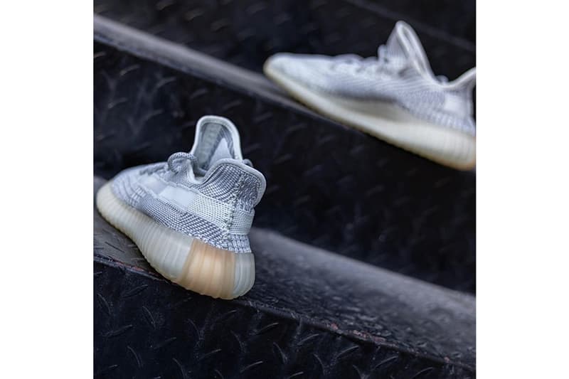 YEEZY BOOST 350 V2 最新配色「Tailgate」全新圖輯曝光