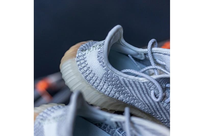 YEEZY BOOST 350 V2 最新配色「Tailgate」全新圖輯曝光