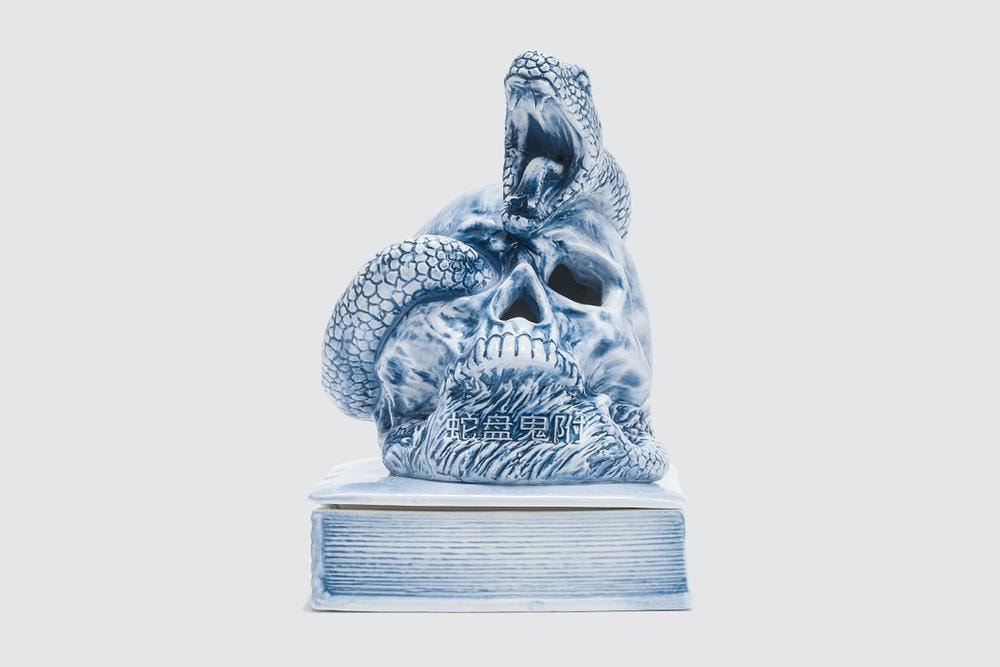 Best Art Drops:半自動塗鴉無人機「KATSURU BET」、Daniel Arsham《Mickey Mouse》布藝公仔