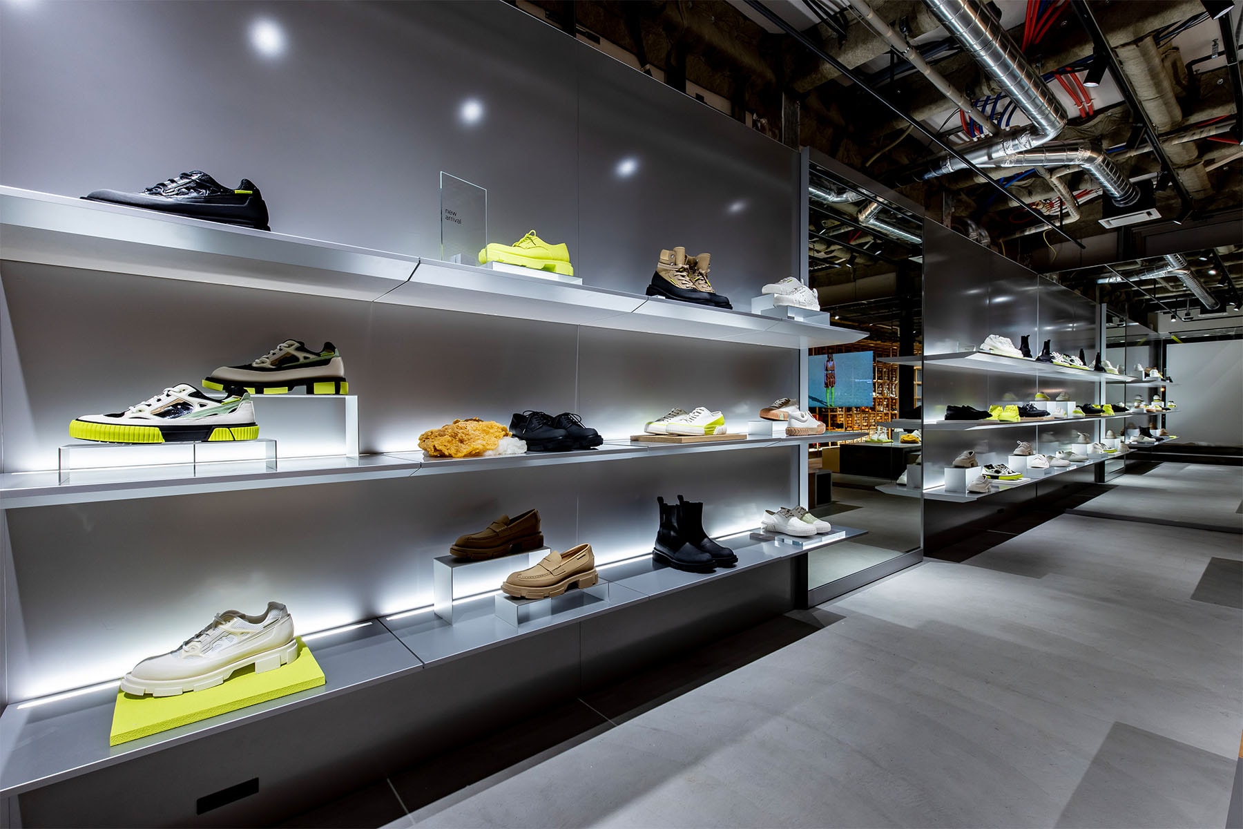 巴黎新晉球鞋品牌 both 全球首間旗艦店正式開幕