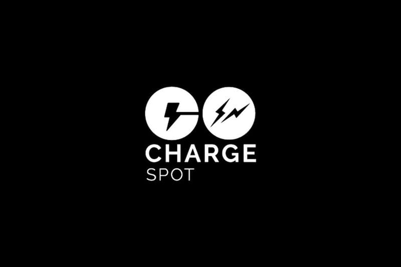 閃電充能-fragment design x ChargeSPOT 聯手打造別注版行動電源