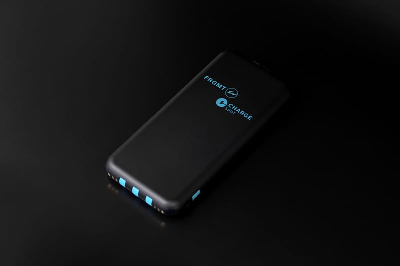 閃電充能－fragment design x ChargeSPOT 聯手打造別注版行動電源