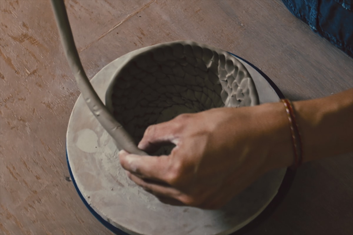 HOW TO：如何投入陶瓷文化？| HYPEBEAST 邀請陶藝家製作入門指南