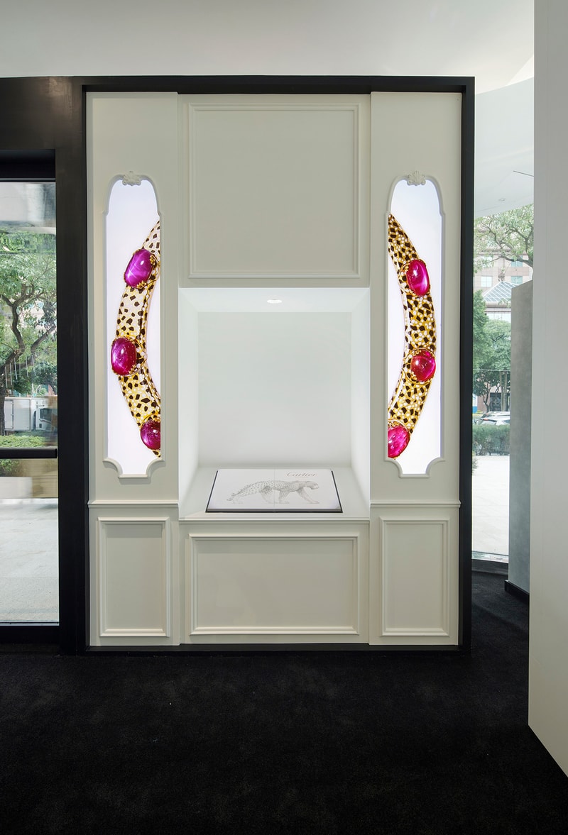 Cartier 美洲豹系列 Panthère de Cartier「Into The Wild 豹影迷蹤」展覽登場
