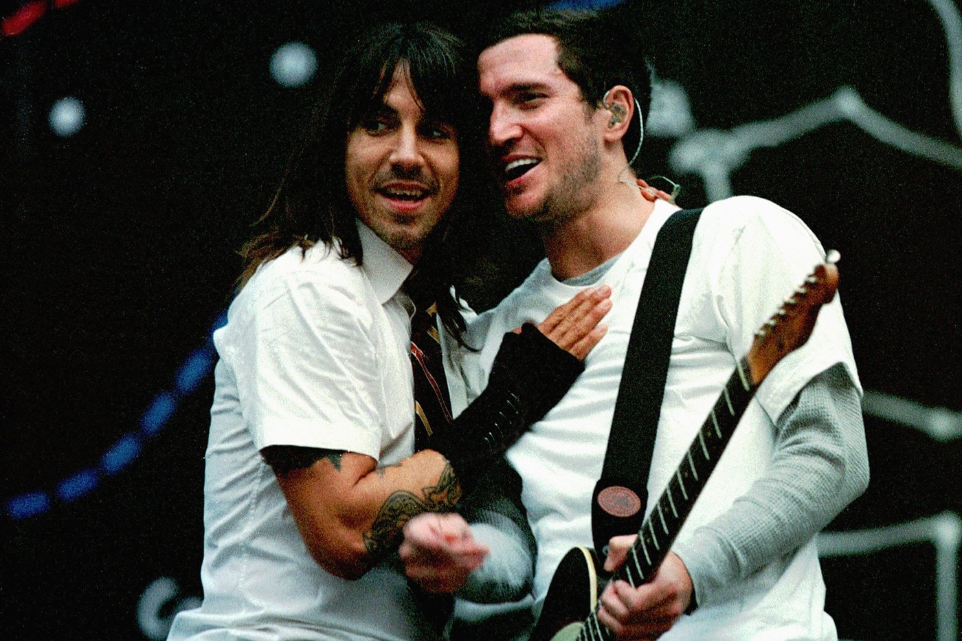 十年一刻！Red Hot Chili Peppers 前吉他手 John Frusciante 正式回歸