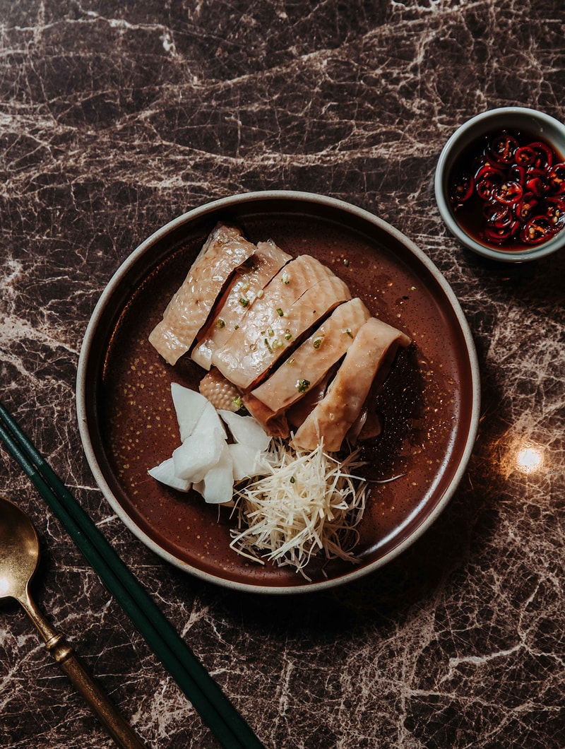 吃炒飯、喝調酒！HYPEBEAST 率先直擊最新台式餐酒館「心潮飯店」