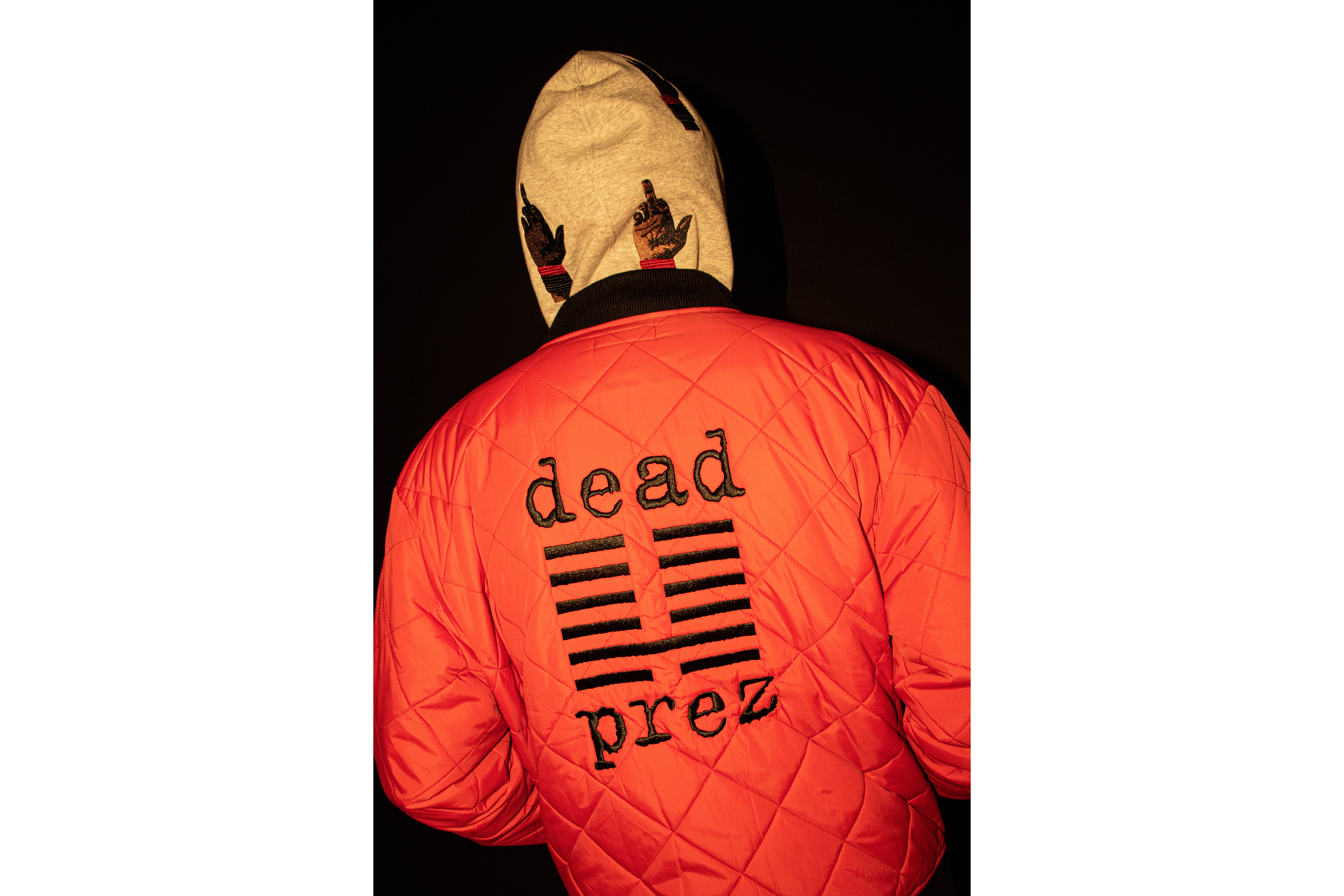 Supreme 攜手嘻哈組合 Dead Prez 發佈聯乘服裝系列