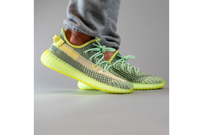 YEEZY BOOST 350 V2 最新配色「Yeezreel」反光版本實著預覽