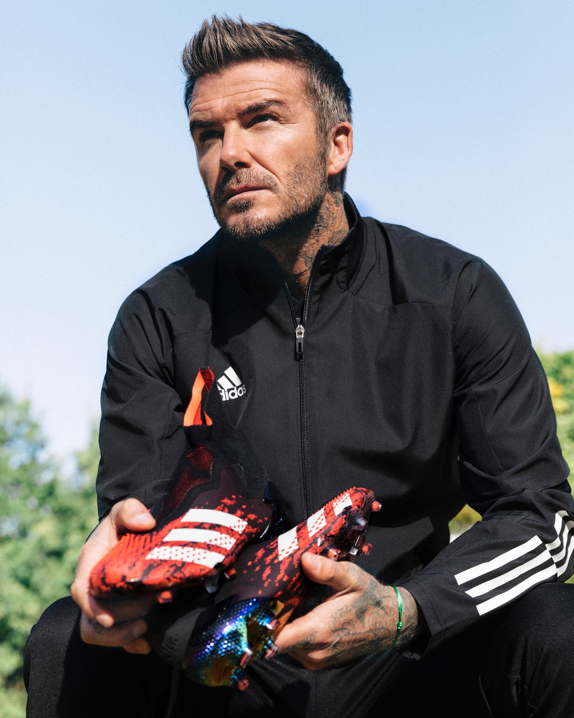 Адидас старший актер. Adidas Predator David Beckham. Beckham adidas. Adidas David Beckham. Бутсы Predator David Beckham.