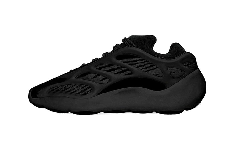 率先近賞 YEEZY 700 V3 全新黑魂配色上腳圖輯