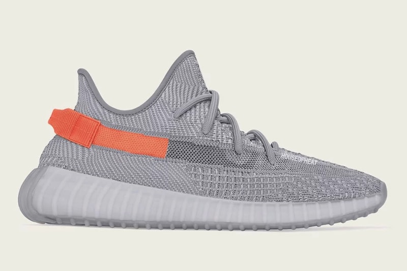 設計更動？YEEZY BOOST 350 V2 最新配色「Tail Light」率先曝光