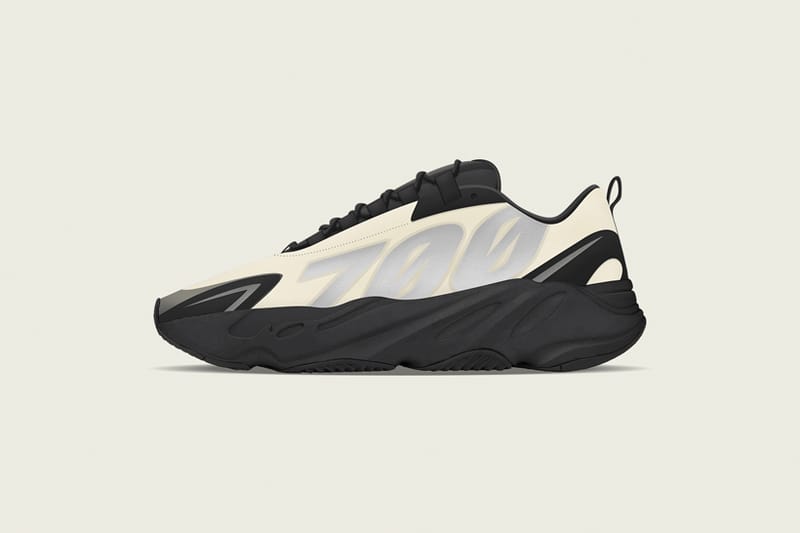 adidas YEEZY BOOST 700 MNVN 全新配色「Bone」率先亮相