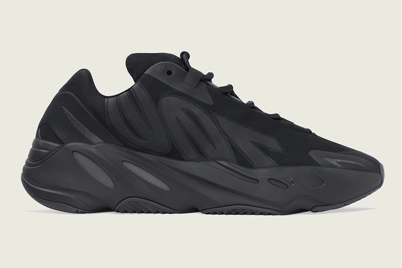 yeezy 700 nike