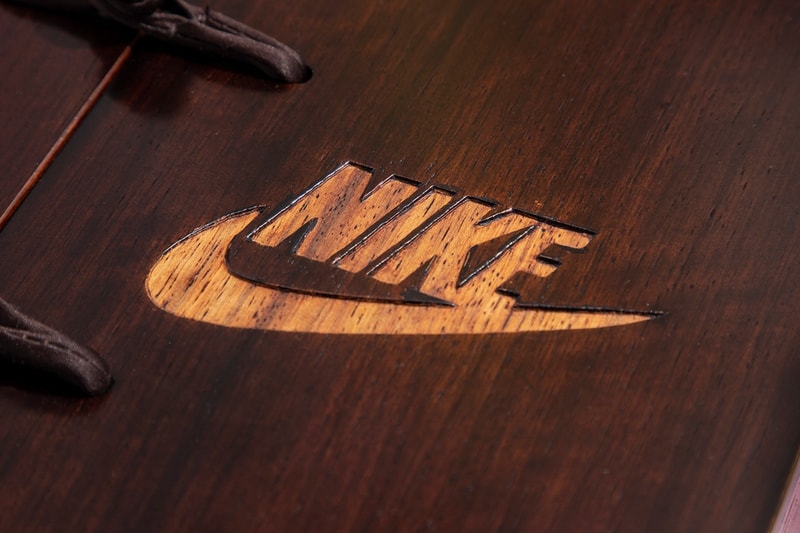 CLOT x Nike 再度聯手打造「Rose Gold Silk」奢華運動服套裝