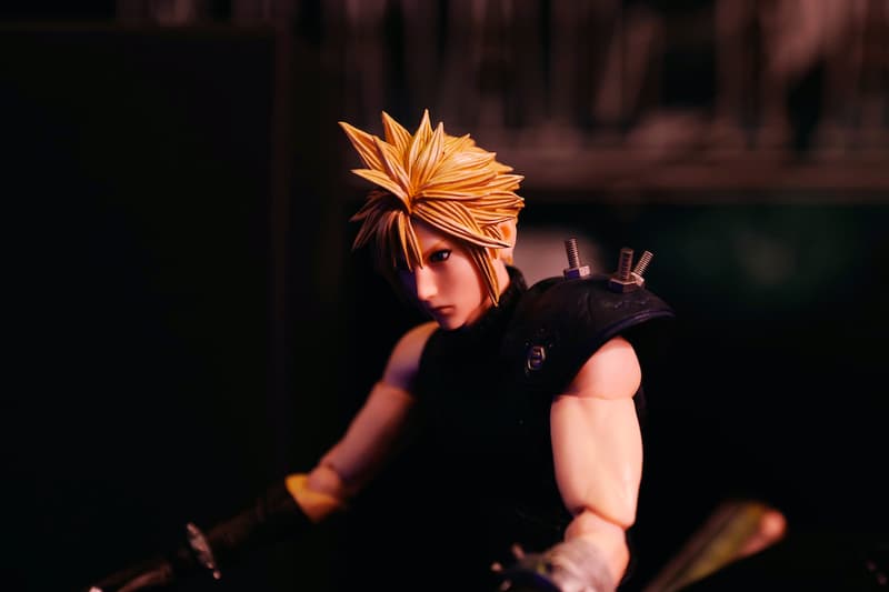 近賞 PlayStation®4《Final Fantasy VII Remake》Play Arts KAI 可動玩偶