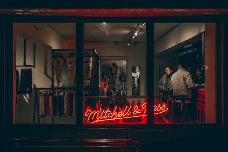 致敬 Michael Jordan!Mitchell & Ness 開設最新台北東區 Pop-Up 店舖
