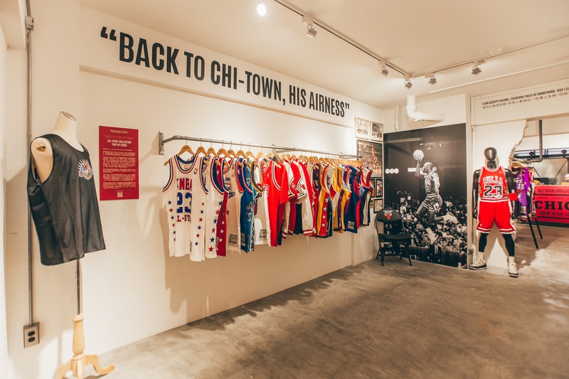 致敬 Michael Jordan！Mitchell & Ness 開設最新台北東區 Pop-Up 店舖