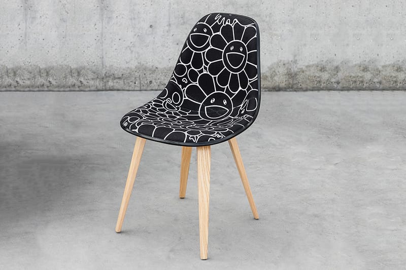 村上隆、Futura 等傳奇藝術家齊聚！Modernica 貝殼椅特展即將正式開催