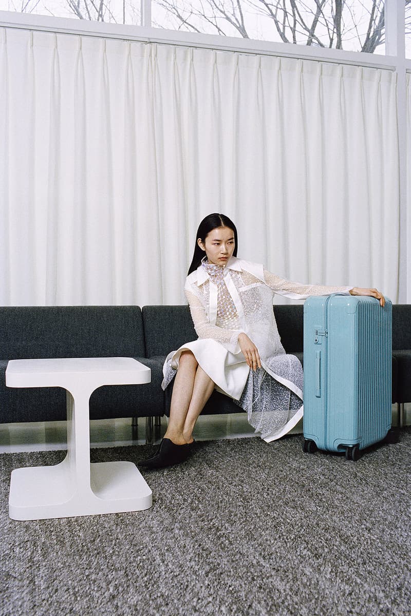 RIMOWA 推出「Berry 」&「Glacier」全新配色 Essential 旅行箱