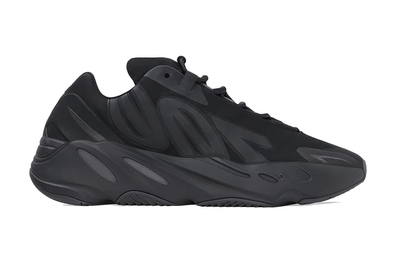 城市限定？adidas YEEZY 鞋款 700 MNVN 最新配色「Black」發售情報公開