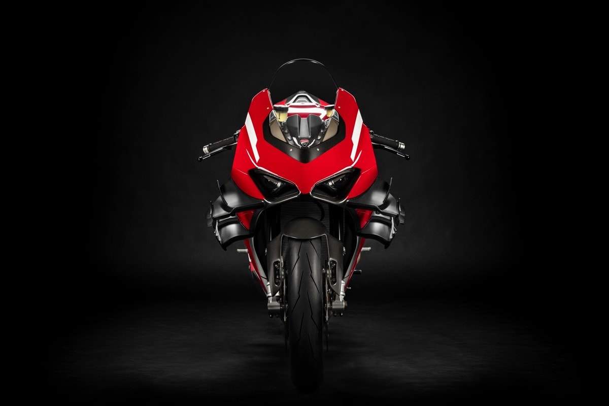 Ducati 推出品牌史上最強性能電單車 Superleggera V4