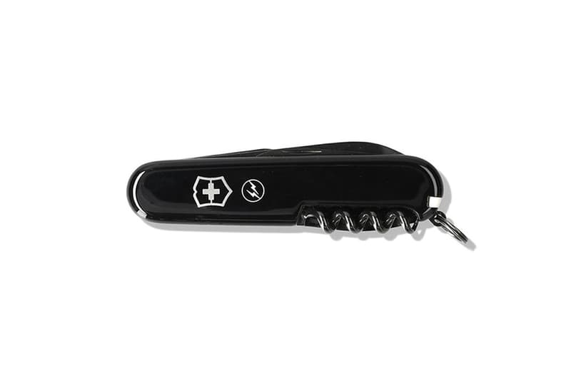 fragment design x Victorinox 全新聯乘瑞士刀發佈