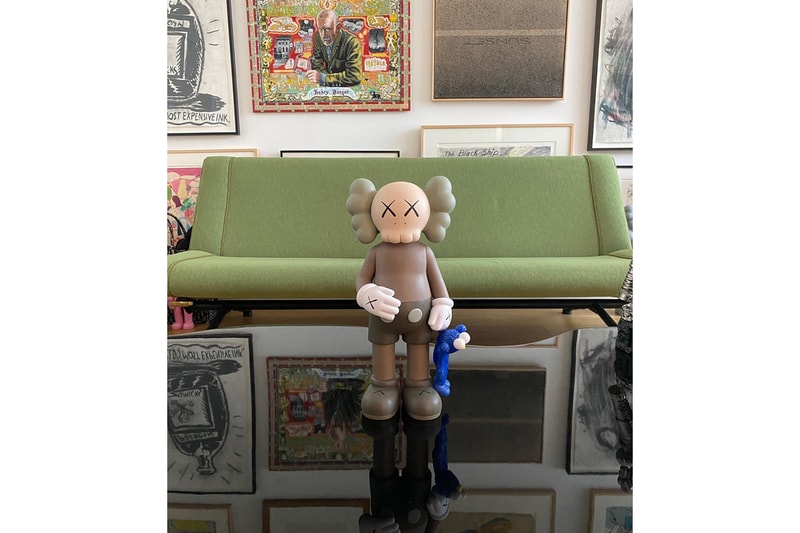 一波新作！KAWS 搶先曝光新一枚「SHARE」Companion 搪膠模型 