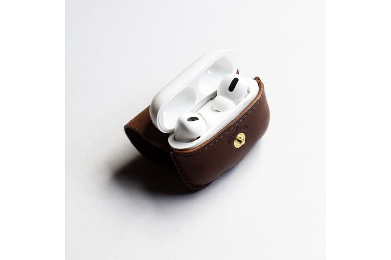 Leather Factory Roberu 迎來 AirPods 及 AirPods Pro 皮革保護套新作