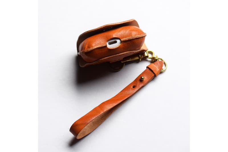 Leather Factory Roberu 迎來 AirPods 及 AirPods Pro 皮革保護套新作