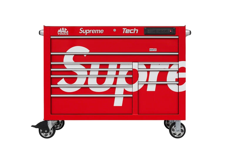 Supreme 正式發佈 2020 春夏配件系列