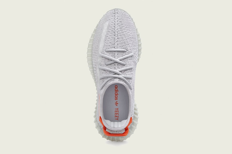 YEEZY BOOST 350 V2 最新配色「Tail Light」官方圖輯曝光
