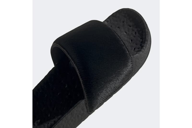 adidas 為經典拖鞋 Adilette Slides 推出馬毛及蛇皮別注款式